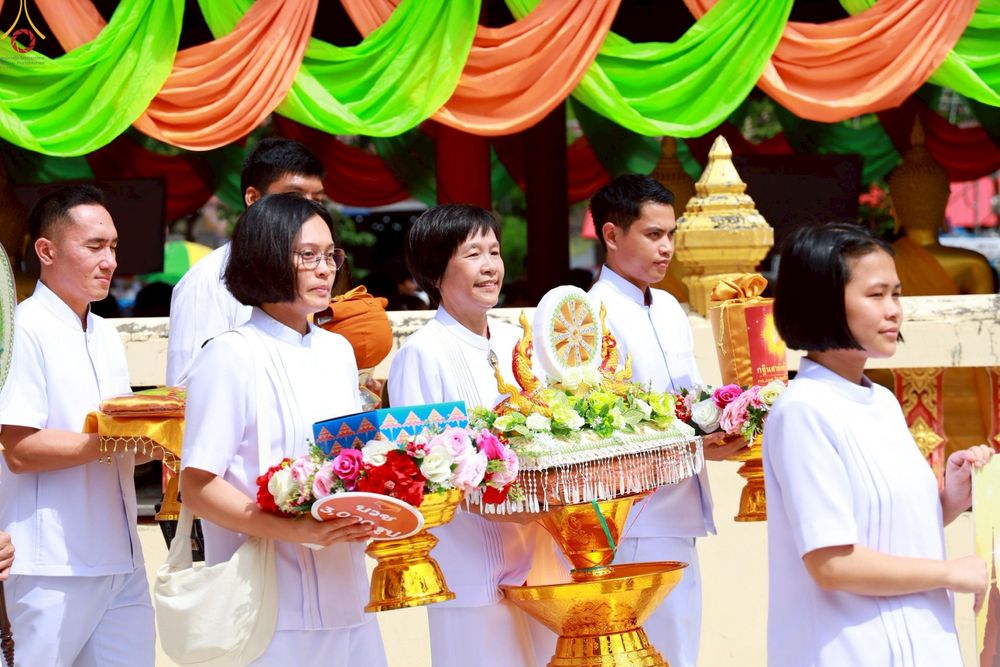 ภาพ No.251144:วันที่ 9 ตุลาคม พ.ศ. 2568 พิธีทอดกฐินสามัคคีทั่วไทย 30,000 วัด โดยคณะศิษยานุศิษย์ บูชาธรรม 81 ปี หลวงพ่อธัมมชโย ณ วัดกำแพงแสน ต.ห้วยหมอนทอง อ.กำแพงแสน จ.นครปฐม