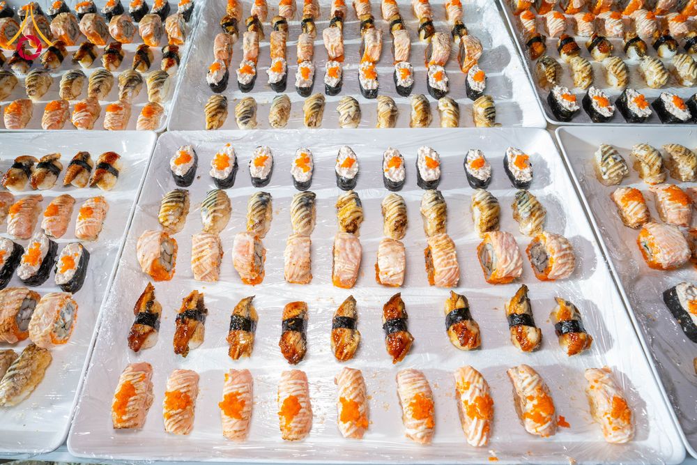 ภาพ No.293569:วันที่ 13 มกราคม พ.ศ. 2569 พิธีถวายภัตตาหารเป็นสังฆทาน แด่พระธรรมยาตรา ณ อนุสรณ์สถานมหาวิหารพระมงคลเทพมุนี (โลตัสแลนด์) อ.สองพี่น้อง จ.สุพรรณบุรี ในโครงการธรรมยาตรา กตัญญูบูชา มหาปูชนียาจารย์ พระมงคลเทพมุนี(สด จนฺทสโร) พระผู้ปราบมาร อนุสรณ์สถาน 7 แห่ง ปี