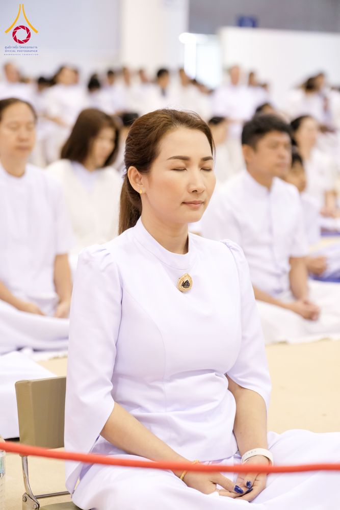 ภาพ No.287638:วันที่ 1 มกราคม พ.ศ. 2569 พิธีบูชาข้าวพระ ณ สภาธรรมกายสากล วัดพระธรรมกาย