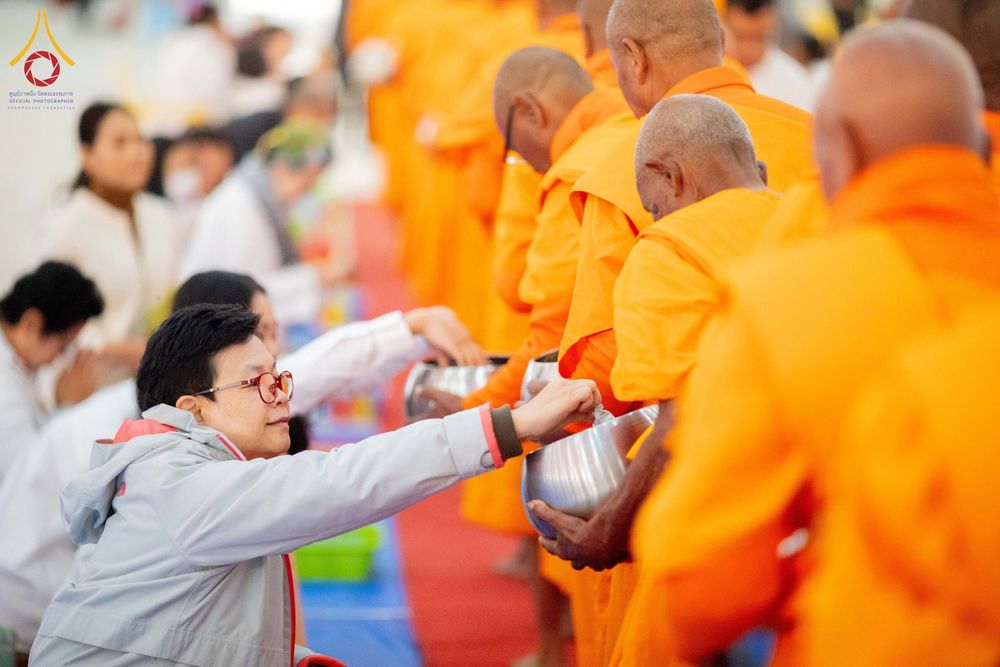 ภาพ No.210214:วันพฤหัสบดีที่ 6 มีนาคม พ.ศ. 2568 ตักบาตรฉลองสามเณรใหม่ โครงการบรรพชาสามเณรท้องถิ่นชาวเนปาล 500 รูป ณ ลุมพินี ประเทศเนปาล
