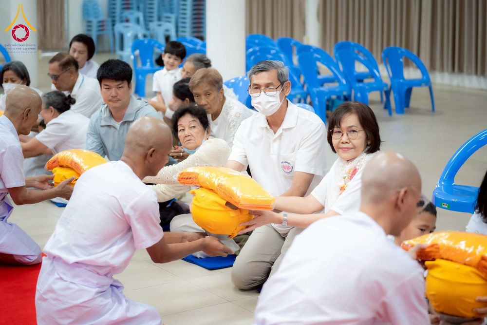 ภาพ No.278268:วันศุกร์ที่ 5 ธันวาคม พ.ศ. 2568 (วันพ่อแห่งชาติ) พิธีบรรพชาอุปสมบทหมู่ธรรมทายาท จำนวน 16 รูป โครงการบรรพชาอุปสมบทหมู่ รุ่นบูชาธรรมมหาปูชนียาจารย์ ประจำปี 2568  ณ ศูนย์ปฏิบัติธรรมและอบรมเยาวชนพระนครศรีอยุธยา จ.พระนครศรีอยุธยา