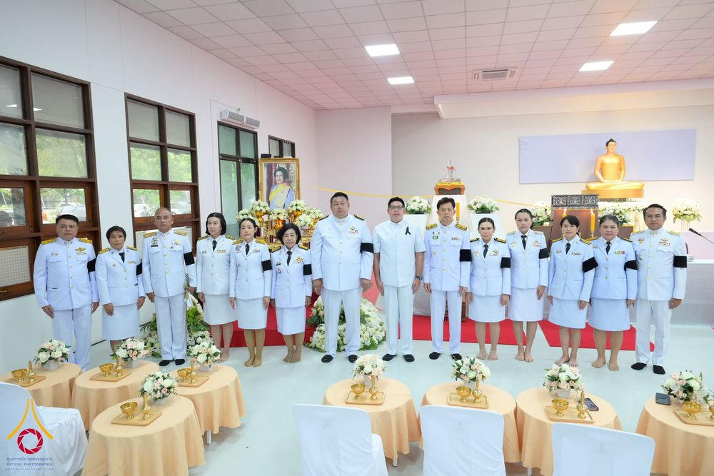 ภาพ No.262505:วันที่ 30 ตุลาคม พ.ศ. 2568 พสกนิกรอำเภอคลองหลวง จัดพิธีบำเพ็ญกุศลสัตตมวาร ถวายพระราชกุศลแด่สมเด็จพระพันปีหลวง ณ วัดพระธรรมกาย