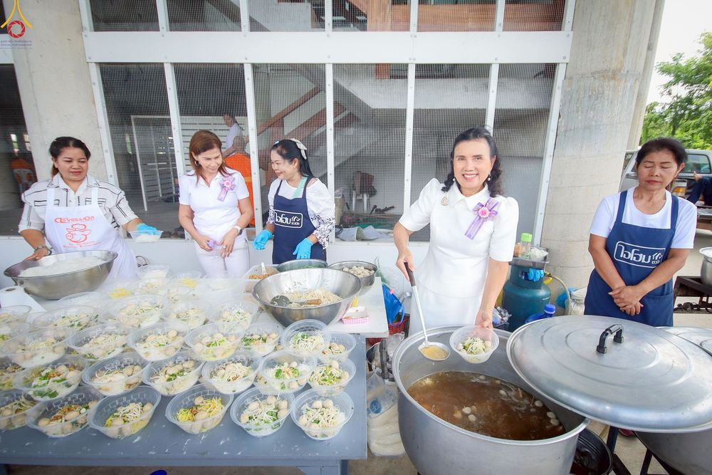 ภาพ No.260074:วันศุกร์ ที่ 17 ตุลาคม พ.ศ. 2568 ทอดกฐินสามัคคี "สร้างรัตนบัลลังก์ รองรับองค์พระประธาน"  ณ ธุดงคสถานนครสวรรค์ ต.หัวถนน อ.ท่าตะโก จ.นครสวรรค์