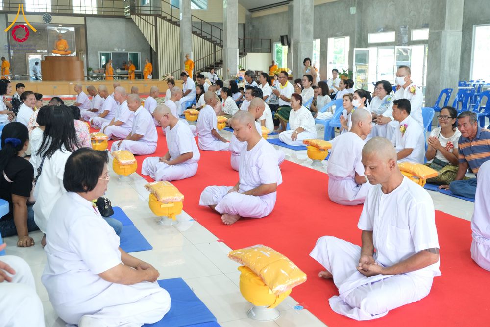 ภาพ No.315542:วันที่ 21 มีนาคม พ.ศ. 2569 โครงการอุปสมบทหมู ภาคฤดูร้อน ศูนย์อบรมเยาวชนนครปฐม อุปสมบท ณ พระอุโบสถ วัดลาดหญ้าไทร