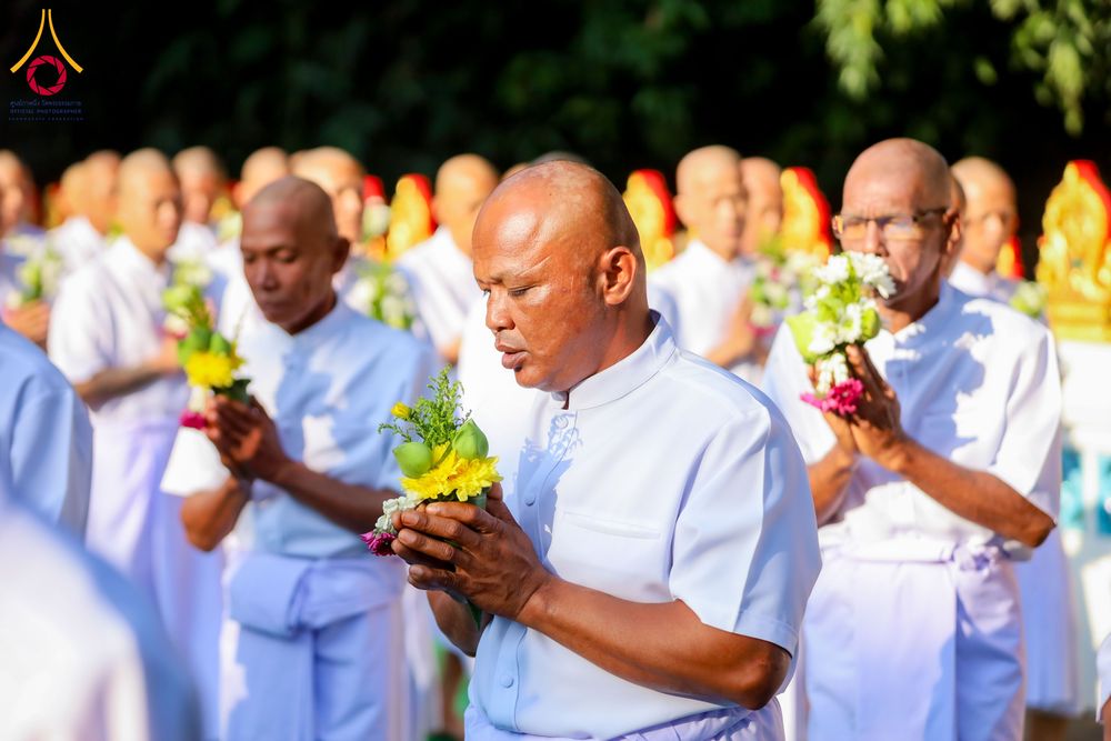 ภาพ No.285400:วันเสาร์ที่ 6 ธันวาคม พ.ศ.2568  พิธีอุปสมบทหมู่ ธรรมทายาท รุ่นบูชาธรรมมหาปูชนียาจารย์ ประจำปี 2568  ณ วัดเกาะแก้วประชานุรักษ์ ต.ชัยนาม อ.วังทอง จ.พิษณุโลก