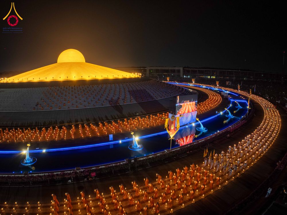 ภาพ No.312322:วันอังคารที่ 3 มีนาคม พ.ศ.2569 พิธีเวียนประทักษิณและจุดมาฆประทีป (ภาพชุดที่ 2) ณ ลานธรรมพระมหาธรรมกายเจดีย์ วัดพระธรรมกาย