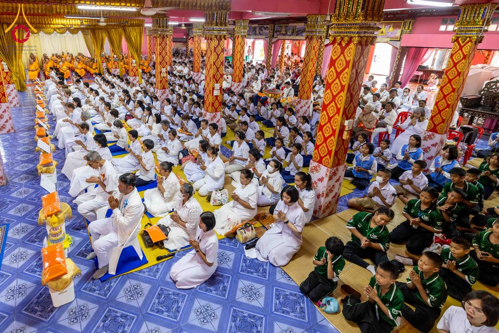 ภาพ No.303691:วันที่ 27 มกราคม พ.ศ. 2569 พิธีทอดผ้าป่าทำนุบำรุงศาสนสถาน ณ วัดตะเคียน อ.บางกรวย จ.นนทบุรี ในโครงการธรรมยาตรา กตัญญูบูชา มหาปูชนียาจารย์ พระมงคลเทพมุนี(สด จนฺทสโร) พระผู้ปราบมาร อนุสรณ์สถาน 7 แห่ง ปีที่ 14