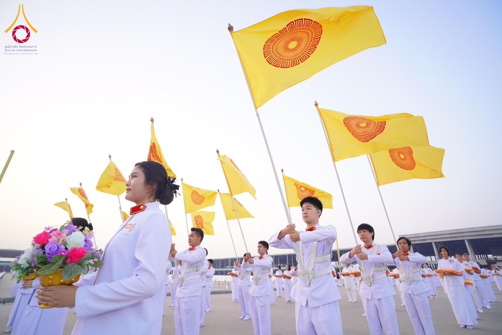 ภาพ No.320787:วันเสาร์ที่ 11 เมษายน พ.ศ.2569 พิธีเวียนประทักษิณ พิธีวันทาเจดีย์ โครงการอุปสมบทหมู่ บูชาธรรมหลวงพ่อธัมมชโย พ.ศ.2569 โครงการอุปสมบทหมู่ธรรมทายาท ระดับอุดมศึกษา รุ่น 53 (ภาคฤดูร้อน) ณ วัดพระธรรมกาย ปทุมธานี