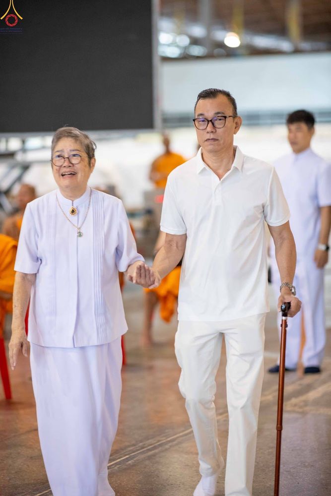 ภาพ No.345308:วันพฤหัสบดีที่ 27 สิงหาคม พ.ศ.2569 พิธีตักบาตรในวันธรรมชัย ณ สภาธรรมกายสากล วัดพระธรรมกาย ปทุมธานี