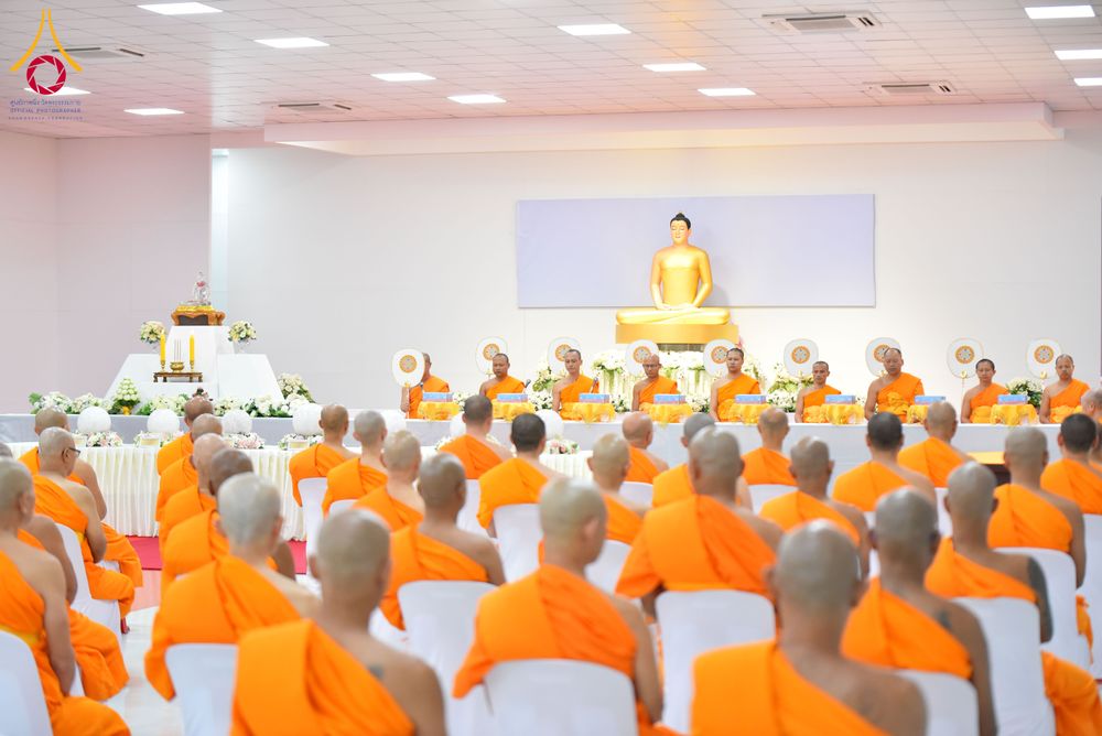 ภาพ No.294209:วันอาทิตย์ที่ 14 ธันวาคม พ.ศ.2568 พิธีเจริญพระพุทธมนต์สมโภชดวงแก้วลูกนิมิตเอก และดวงแก้วนิมิตปฏิบัติธรรม อัญเชิญประดิษฐาน  ณ วัดพระธรรมกายในประเทศสหรัฐอเมริกาและประเทศเยอรมนี 7 แห่ง ณ อาคารปลูกศรัทธา 2 วัดพระธรรมกาย