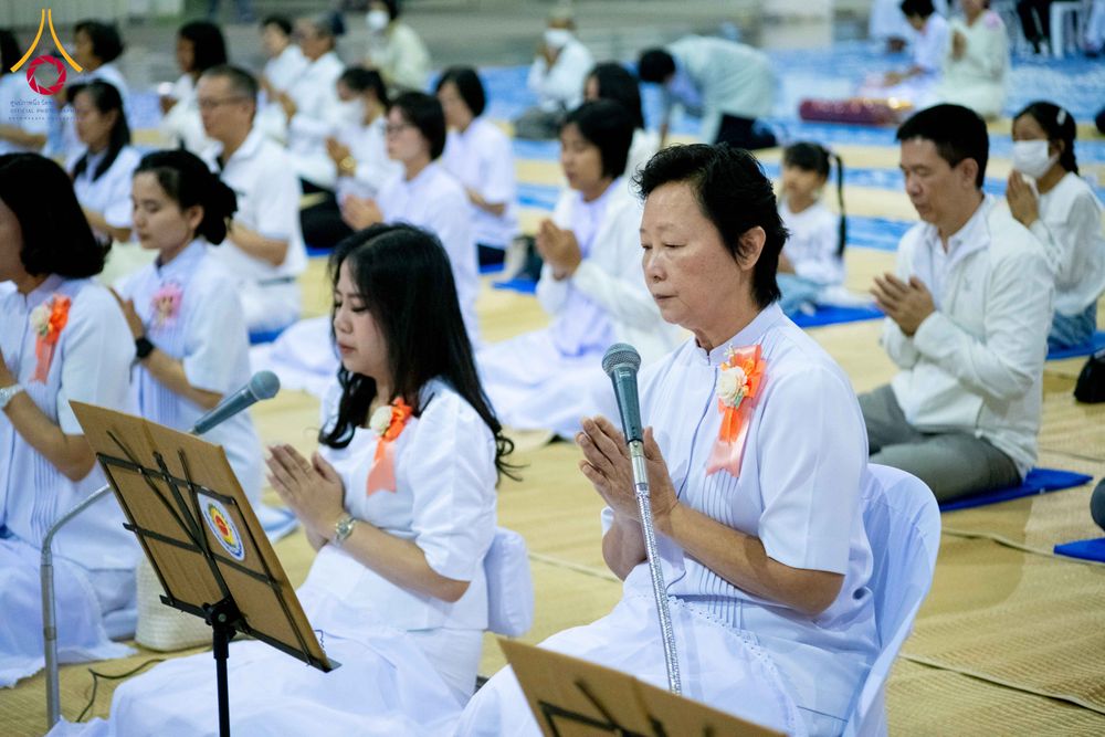 ภาพ No.303867:วันที่ 28 มกราคม พ.ศ. 2569 พิธีถวายภัตตาหารเป็นสังฆทาน แด่พระธรรมยาตรา ณ วัดพระธรรมกาย  จังหวัดปทุมธานี ในโครงการธรรมยาตรา กตัญญูบูชา มหาปูชนียาจารย์ พระมงคลเทพมุนี(สด จนฺทสโร) พระผู้ปราบมาร อนุสรณ์สถาน 7 แห่ง ปีที่ 14