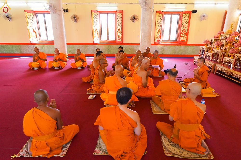 ภาพ No.280453:วันที่ 4 ธันวาคม พ.ศ. 2568 พิธีอุปสมบทหมู่ ในโครงการบวชบูชาธรรมมหาปูชนียาจารย์ 4 วัด ในจังหวัดบุรีรัมย์