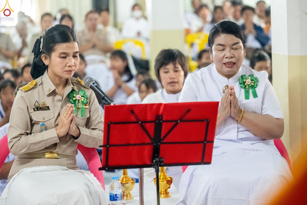 ภาพ No.293109:วันที่ 12 มกราคม พ.ศ. 2569 พิธีทอดผ้าป่าทำนุบำรุงศาสนสถาน ณ วัดไผ่โรงวัว ต.บางตาเถร อ.สองพี่น้อง จ.สุพรรณบุรี ในโครงการธรรมยาตรา กตัญญูบูชา มหาปูชนียาจารย์ พระมงคลเทพมุนี(สด จนฺทสโร) พระผู้ปราบมาร อนุสรณ์สถาน 7 แห่ง ปีที่ 14