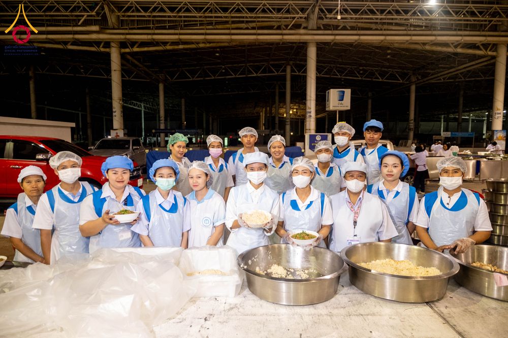 ภาพ No.306806:วันที่ 31 มกราคม พ.ศ. 2569 พิธีถวายภัตตาหารเป็นสังฆทาน แด่พระธรรมยาตรา ณ วัดพระธรรมกาย  จังหวัดปทุมธานี ในโครงการธรรมยาตรา กตัญญูบูชา มหาปูชนียาจารย์ พระมงคลเทพมุนี(สด จนฺทสโร) พระผู้ปราบมาร อนุสรณ์สถาน 7 แห่ง ปีที่ 14