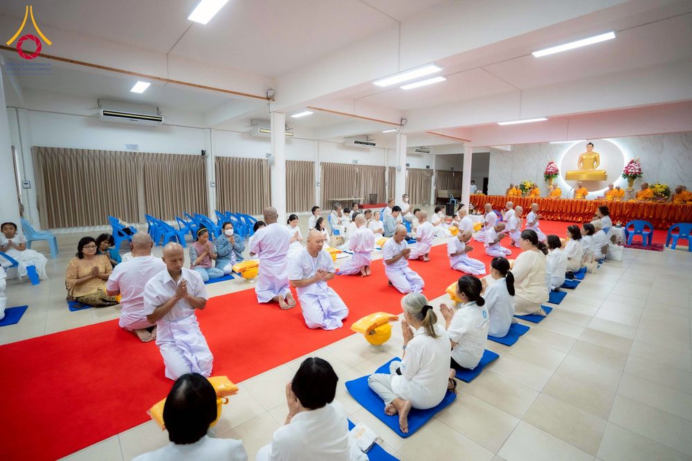 ภาพ No.278259:วันศุกร์ที่ 5 ธันวาคม พ.ศ. 2568 (วันพ่อแห่งชาติ) พิธีบรรพชาอุปสมบทหมู่ธรรมทายาท จำนวน 16 รูป โครงการบรรพชาอุปสมบทหมู่ รุ่นบูชาธรรมมหาปูชนียาจารย์ ประจำปี 2568  ณ ศูนย์ปฏิบัติธรรมและอบรมเยาวชนพระนครศรีอยุธยา จ.พระนครศรีอยุธยา