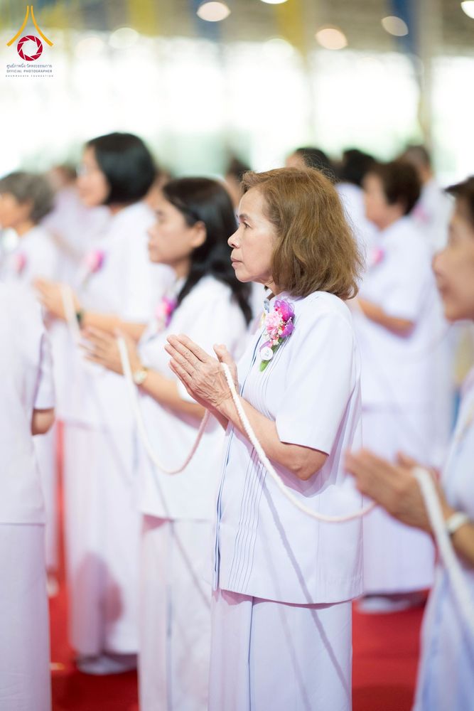 ภาพ No.261224:วันอาทิตย์ที่ 5 ตุลาคม พ.ศ. 2568 พิธีจุดเทียนใจ ไฟนิรันด์ อนันตชัย ณ สภาธรรมกายสากล วัดพระธรรมกาย