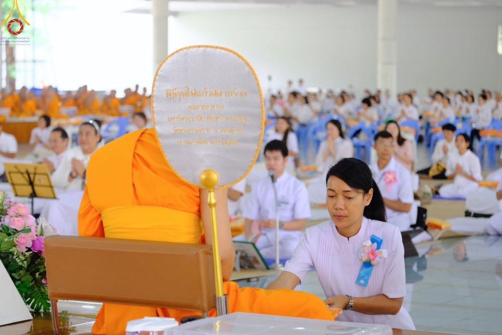 ภาพ No.158848:พิธีบุพเปตพลี ครั้งที่ 156 ร่วมอุทิศบุญแด่หมู่ญาติที่ล่วงลับไปแล้ว และสืบทอดอายุพระพุทธศาสนา วันพุธที่ 2 ตุลาคม พ.ศ. 2567 (วันพระ แรม 15 ค่ำ เดือน 10) ณ หอฉันคุณยายอาจารย์ฯ วัดพระธรรมกาย