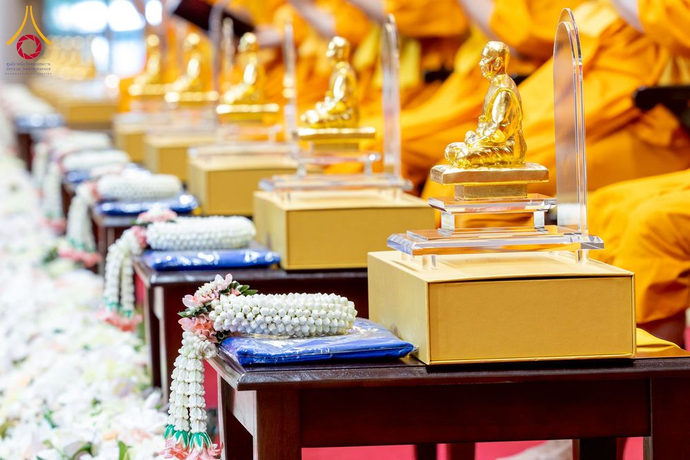 ภาพ No.272888:วันอาทิตย์ที่ 23 พฤศจิกายน พ.ศ.2568 พิธีมุทิตาสักการะ พระมหาเถระและพระเถระ ประจำปีพุทธศักราช 2568 ณ ห้องแก้วสารพัดนึก 2 สภาธรรมกายสากล  วัดพระธรรมกาย