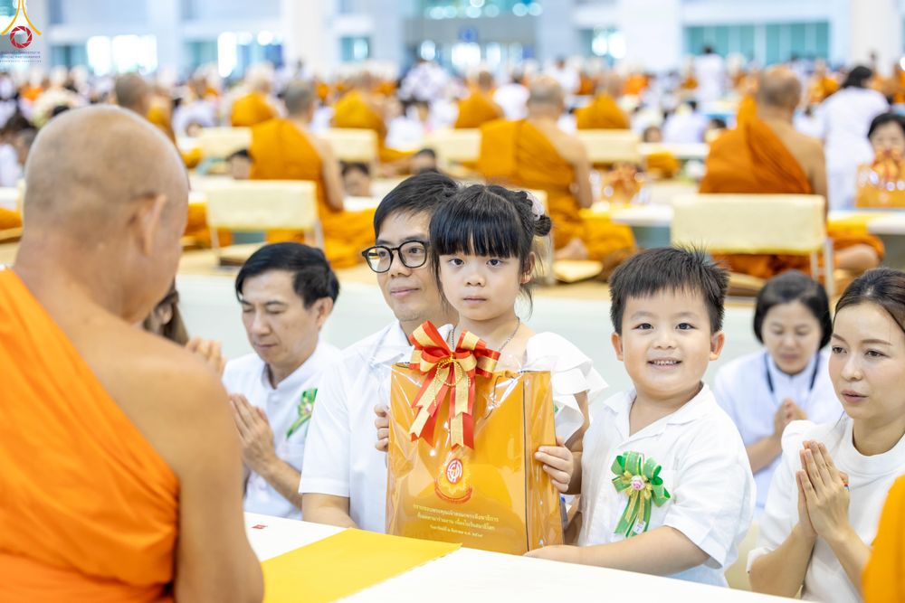ภาพ No.342276:วันอาทิตย์ที่ 2 สิงหาคม พ.ศ.2569 พิธีถวายไทยธรรม คณะสงฆ์ 2,000 กว่าวัด ทั่วประเทศ, พิธีถวายไทยธรรม คณะสงฆ์ 323 วัด 4 จังหวัดชายแดนใต้ ณ สภาธรรมกายสากล วัดพระธรรมกาย