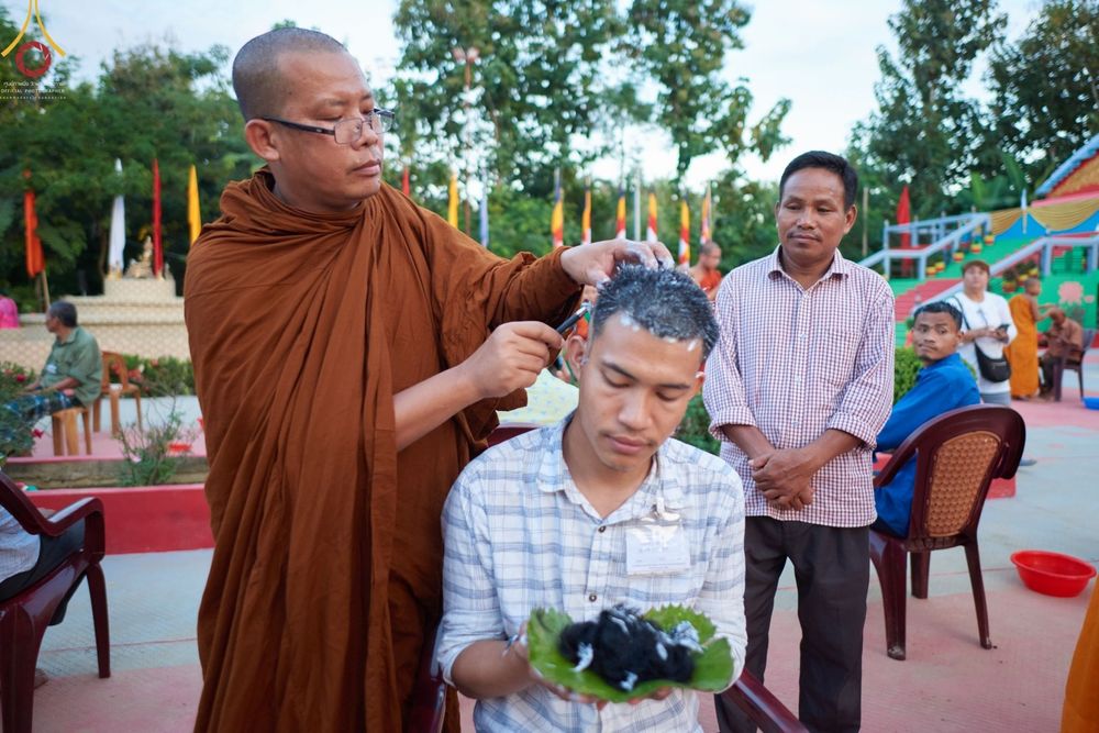 ภาพ No.64733:พิธีบรรพชาสามเณร โครงการบรรพชาสามเณร 500 รูป ประเทศบังกลาเทศ วันที่ 22 พฤศจิกายน พ.ศ. 2565