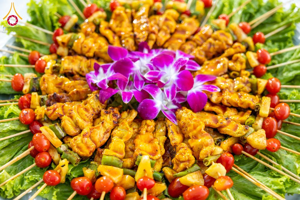 ภาพ No.288914:วันที่ 6 มกราคม พ.ศ. 2569 พิธีถวายภัตตาหารเป็นสังฆทาน แด่พระธรรมยาตรา ในโครงการธรรมยาตรา กตัญญูบูชา มหาปูชนียาจารย์ พระมงคลเทพมุนี(สด จนฺทสโร) พระผู้ปราบมาร อนุสรณ์สถาน 7 แห่ง ปีที่ 14 ณ อนุสรณ์สถานมหาวิหารพระมงคลเทพมุนี (โลตัสแลนด์) อ.สองพี่น้อง จ.สุพรร