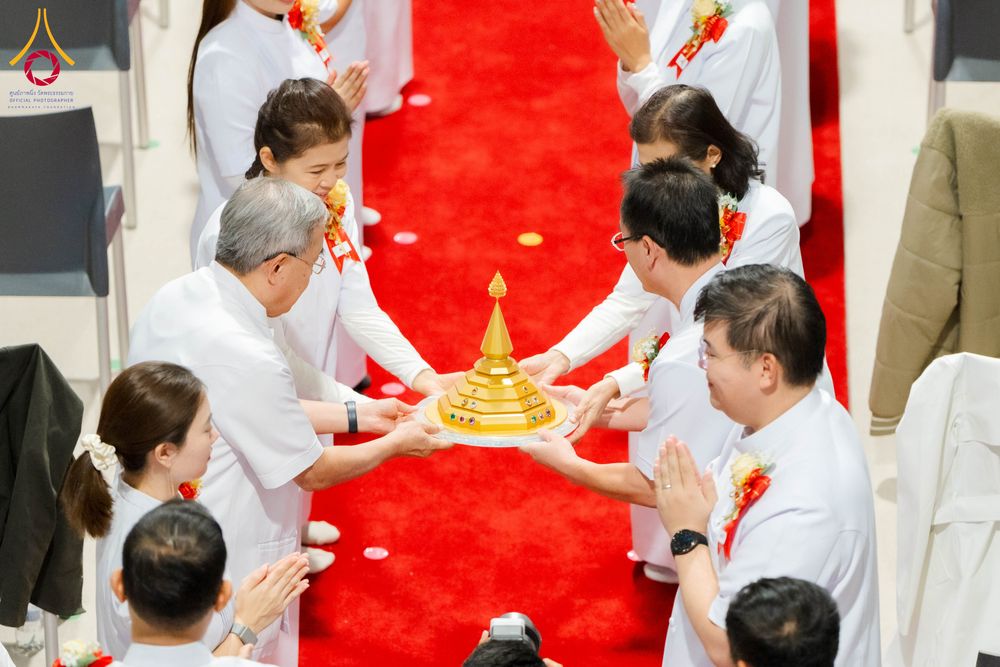 ภาพ No.329655:วันที่ 16 พฤษภาคม พ.ศ.2569 พิธีประดิษฐานพระประธาน และบรรจุพระบรมสารีริกธาตุ เนเธอร์เเลนด์