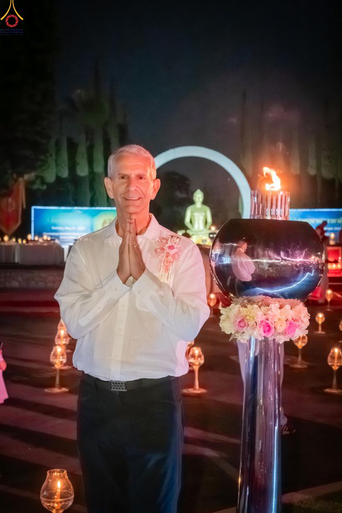 ภาพ No.332861:วันอาทิตย์ที่ 31 พฤษภาคม พ.ศ. 2569 วันวิสาขบูชา ณ วัดพระธรรมกายแคลิฟอร์เนีย  ประเทศสหรัฐอเมริกา