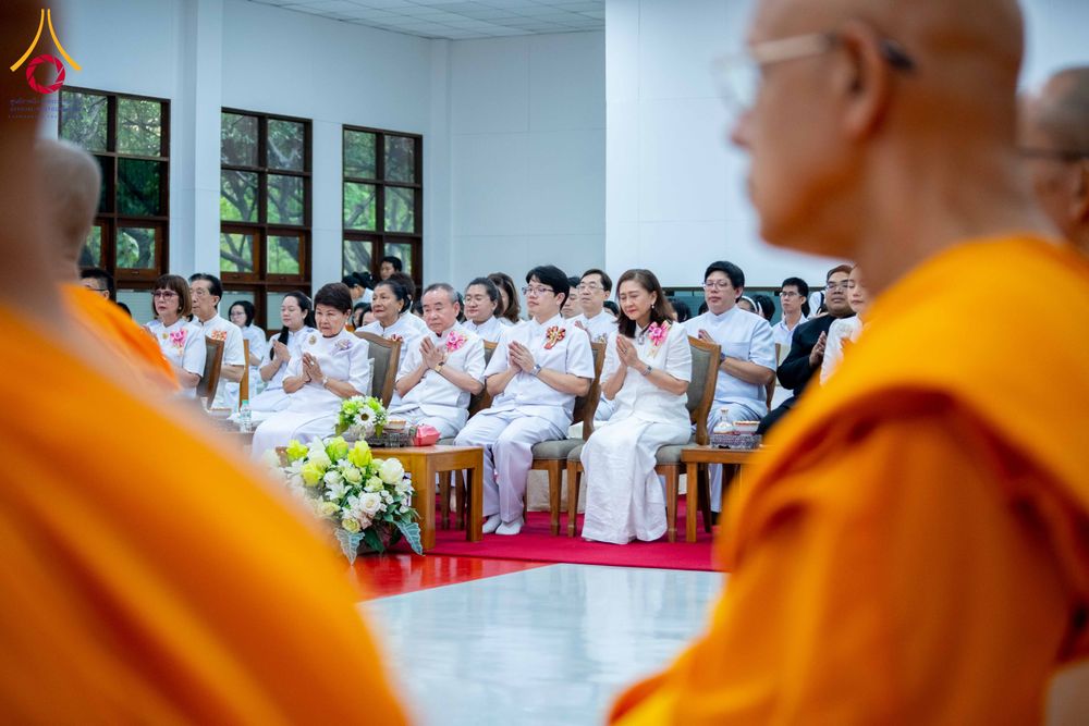 ภาพ No.314458:วันพฤหัสบดีที่ 19 มีนาคม พ.ศ. 2569 พิธีบำเพ็ญกุศล คุณพ่อณรงค์ จินตมากุล โยมบิดา พระครูปลัดรัตนวีรวัฒน์ (รังสฤษดิ์ อิทฺธิจินตโก) ที่ปรึกษาเจ้าคณะจังหวัดปทุมธานี เจ้าอาวาสวัดพระธรรมกาย  ณ ห้องปลูกศรัทธา 2 วัดพระธรรมกาย ปทุมธานี