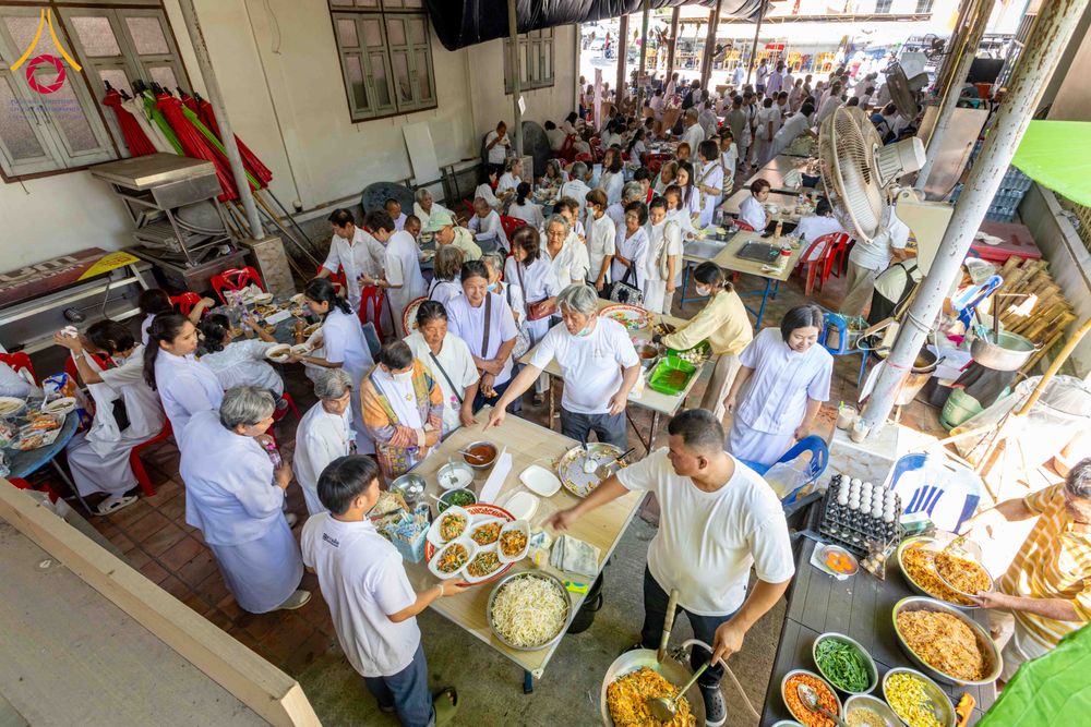 ภาพ No.304521:วันที่ 27 มกราคม พ.ศ. 2569 พิธีทอดผ้าป่าทำนุบำรุงศาสนสถาน ณ วัดปรางค์หลวง ต.บางม่วง อ.บางใหญ่ จ.นนทบุรี ในโครงการธรรมยาตรา กตัญญูบูชา มหาปูชนียาจารย์ พระมงคลเทพมุนี(สด จนฺทสโร) พระผู้ปราบมาร อนุสรณ์สถาน 7 แห่ง ปีที่ 14