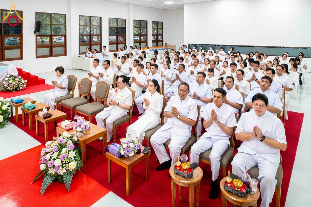 ภาพ No.315350:วันอังคารที่ 24 มีนาคม พ.ศ. 2569 พิธีบำเพ็ญกุศล คุณพ่อณรงค์ จินตมากุล  สิริอายุ 99 ปี 11 เดือน โยมบิดา พระครูปลัดรัตนวีรวัฒน์ (รังสฤษดิ์ อิทฺธิจินตโก) ที่ปรึกษาเจ้าคณะจังหวัดปทุมธานี เจ้าอาวาสวัดพระธรรมกาย  ณ ห้องปลูกศรัทธา 2 วัดพระธรรมกาย ปทุมธานี