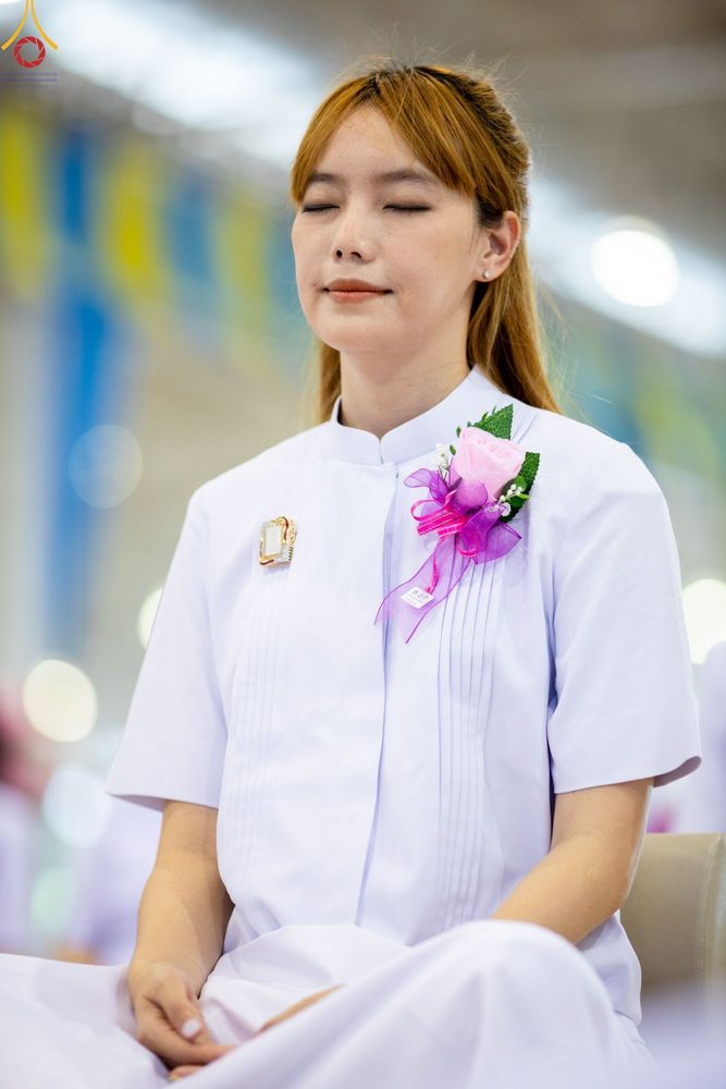 ภาพ No.87004:พิธีตักบาตร , พิธีบูชาข้าวพระ , พิธีจุดเทียนใจ ไฟนิรันดร์ อนันตชัย ในวันอาทิตย์ต้นเดือน 3 กันยายน พ.ศ. 2566 ณ วัดพระธรรมกาย