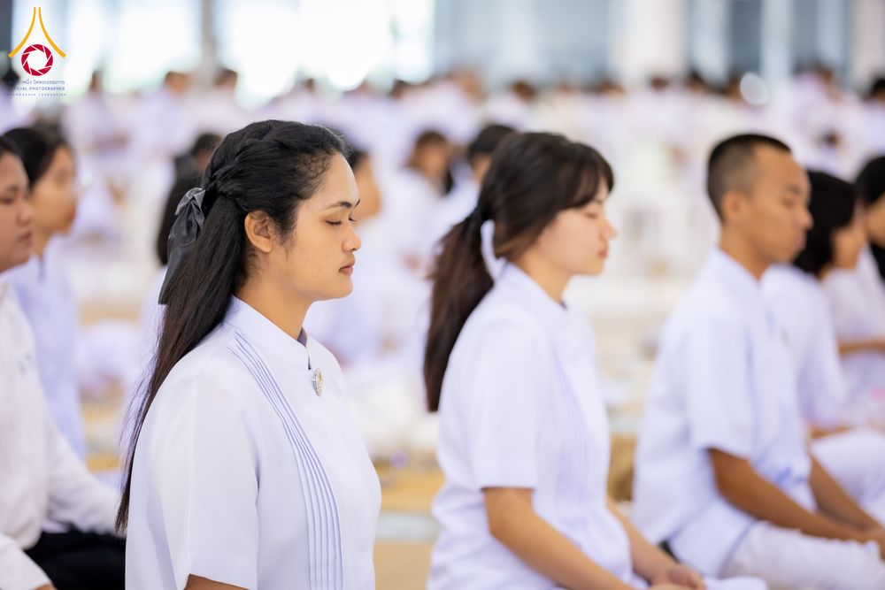 ภาพ No.287575:วันที่ 1 มกราคม พ.ศ. 2569 พิธีบูชาข้าวพระ ณ สภาธรรมกายสากล วัดพระธรรมกาย