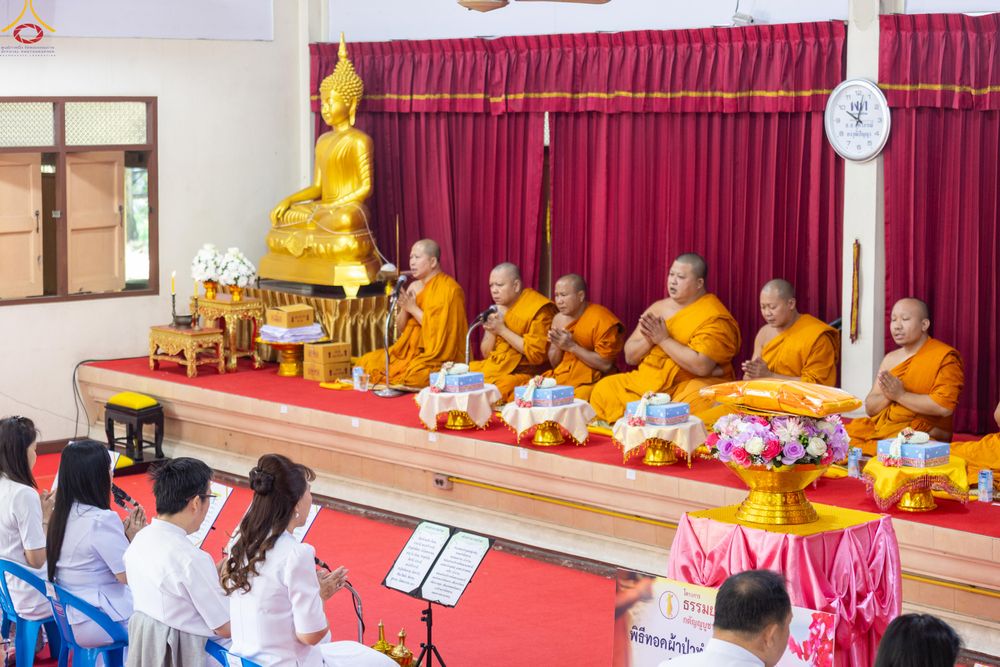 ภาพ No.291587:วันที่ 9 มกราคม พ.ศ. 2569 พิธีทอดผ้าป่าทำนุบำรุงศาสนสถาน ณ วัดเทพพล แขวงบางพรม เขตตลิ่งชัน กรุงเทพมหานคร ในโครงการธรรมยาตรา กตัญญูบูชา มหาปูชนียาจารย์ พระมงคลเทพมุนี(สด จนฺทสโร) พระผู้ปราบมาร อนุสรณ์สถาน 7 แห่ง ปีที่ 14