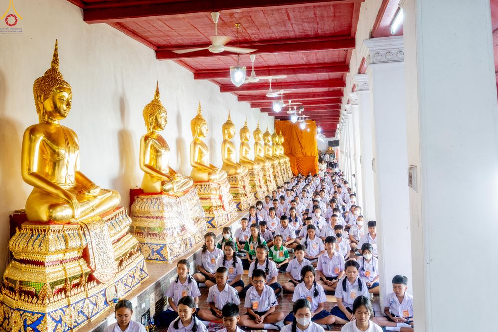 ภาพ No.288945:วันพุธที่ 17 ธันวาคม พ.ศ.2568 กิจกรรมเยาวชนไทยรวมใจทำความดี "เด็กดีมหานคร ต้นแบบด้านศีลธรรม" แข่งขันสอบตอบปัญหาศีลธรรมในพระพุทธศาสนา ครั้งที่ 7 และวันรวมพลังเด็กดี V-Star ประจำปี 2568 ณ วัดมหาธาตุยุวราชรังสฤษฎิ์ราชวรมหาวิหาร กรุงเทพมหานคร