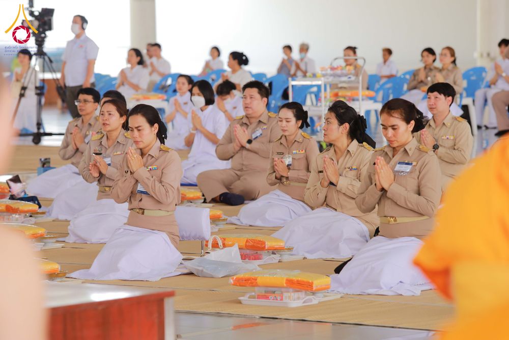 ภาพ No.311544:วันจันทร์ที่ 23 กุมภาพันธ์ พ.ศ. 2569 เปิดโลกทัศน์ผู้บริหารสถานศึกษายุคใหม่ เรียนรู้ต้นแบบการพัฒนาคนผ่านพลัง “บวร–V-Star” ผู้เข้ารับการพัฒนาตามโครงการ สพฐ. ศึกษาดูงานวัดพระธรรมกาย เสริมภาวะผู้นำคุณธรรมสู่การบริหารโรงเรียนอย่างยั่งยืน ณ อาคาร 100 ปี คุณยาย