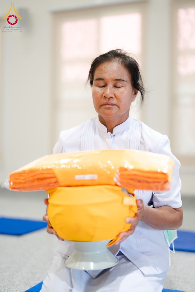 ภาพ No.341274:วันอาทิตย์ที่ 26 กรกฎาคม พ.ศ. 2569 ​โครงการอุปสมบทหมู่บูชาธรรมมหาปูชนียาจารย์ รุ่นที่ ๑ วัดกลางธนรินทร์ ต.บ้านแป้ง อ.พรหมบุรี จ.สิงห์บุรี
