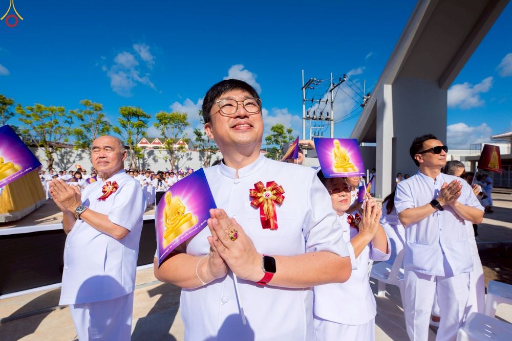 ภาพ No.248906:วันที่ 20 กันยายน พ.ศ. 2568 พิธีอัญเชิญรูปหล่อหลวงปู่วัดปากน้ำ ภาษีเจริญ จากวัดมงคลนิมิตร พระอารามหลวง เพื่อประดิษฐาน ณ วิหารพระมงคลเทพมุนี (สด จนฺทสโร)  ศูนย์ปฏิบัติธรรมภูเก็ต จ.ภูเก็ต