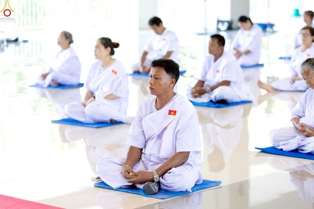 ภาพ No.246721:วันที่ 16-18 กันยายน พ.ศ. 2568 โครงการอบรมอุบาสกแก้วอุบาสิกาแก้ว รุ่นที่ 2 ณ ธุดงคสถานพิษณุโลก