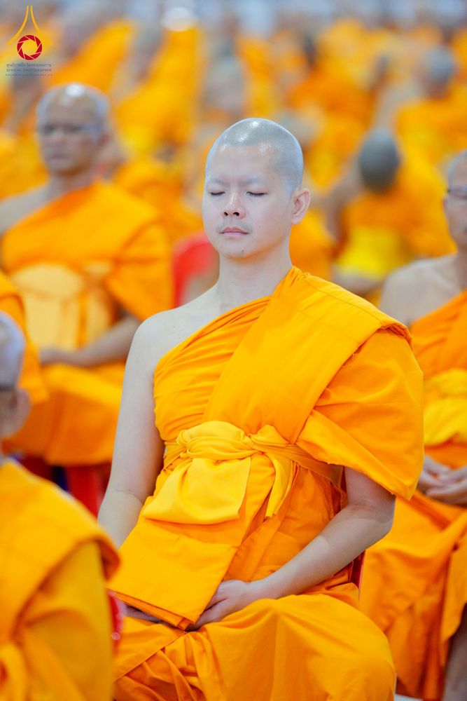 ภาพ No.264298:วันอาทิตย์ที่ 2 พฤศจิกายน พ.ศ. 2568 พิธีบูชาข้าวพระ ณ สภาธรรมกายสากล วัดพระธรรมกาย