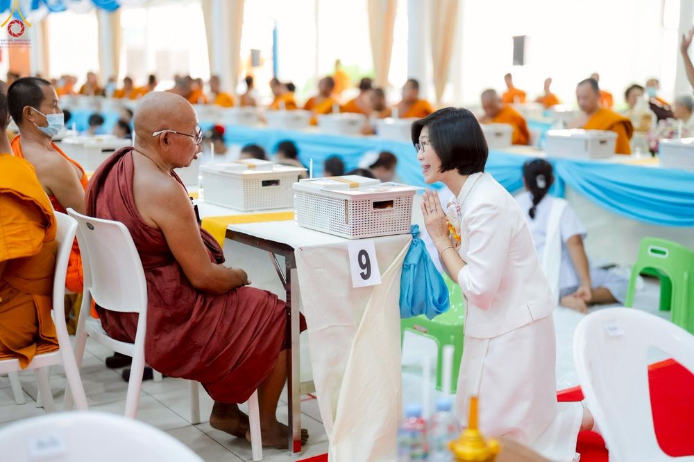 ภาพ No.233523:วันจันทร์ที่ 7 กรกฎาคม พ.ศ. 2568 จังหวัดบุรีรัมย์รวมใจ สัมมนาคณะสงฆ์ เพื่อฟื้นฟูพระพุทธศาสนา  โครงการทอดกฐินสามัคคีทั่วไทย 30,000 วัด ประจำปีพุทธศักราช 2568 และพิธีถวายมหาสังฆทาน 300 กว่าวัด โดยคณะศิษยานุศิษย์ บูชาธรรม 81 ปี หลวงพ่อธัมมชโย  ณ วัดกลาง พระ