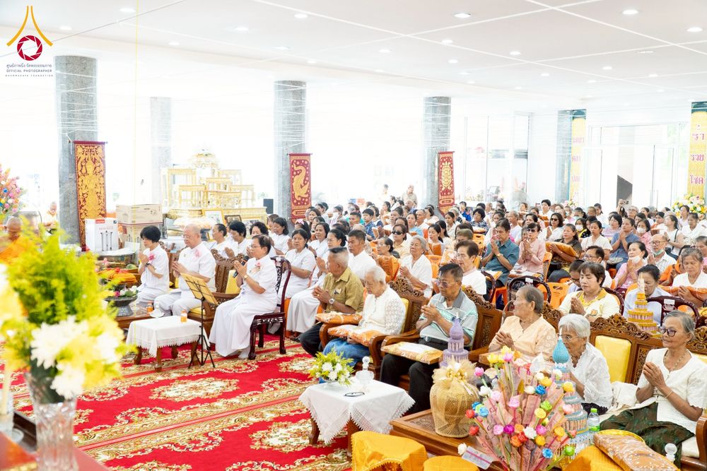 ภาพ No.251399:วันที่ 11 ตุลาคม พ.ศ. 2568 พิธีทอดกฐินสามัคคีทั่วไทย 30,000 วัด โดยคณะศิษยานุศิษย์ บูชาธรรม 81 ปี หลวงพ่อธัมมชโย ณ วัดท่ามะยม นครราชสีมา