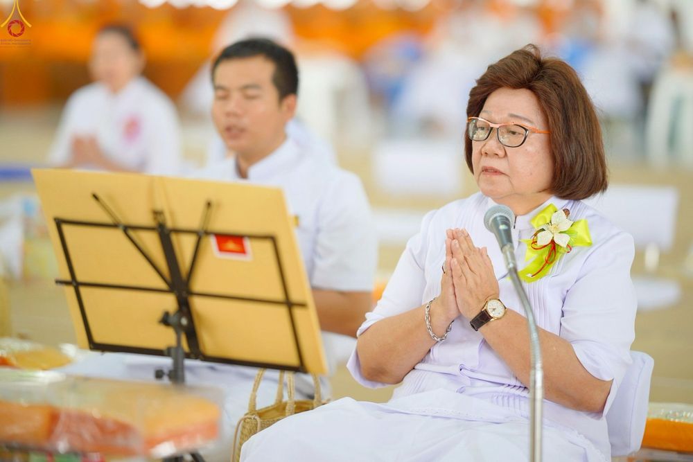 ภาพ No.247015:วันที่ 20 กันยายน พ.ศ. 2568 พิธีถวายเมนูสวรรค์เพื่อการบรรลุธรรม ณ หอฉันคุณยายอาจารย์ฯ วัดพระธรรมกาย