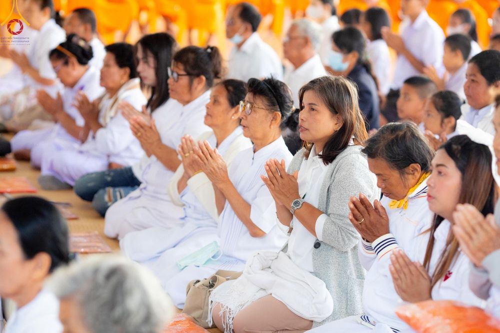 ภาพ No.189309:พิธีทอดผ้าป่าทำนุบำรุงศาสนสถาน ในโครงการธรรมยาตรา กตัญญูบูชา มหาปูชนียาจารย์ พระมงคลเทพมุนี(สด จนฺทสโร) พระผู้ปราบมาร อนุสรณ์สถาน 7 แห่ง ปีที่ 13 ณ วัดใหม่นพรัตน์  ต.เนินพระปรางค์ อ.สองพี่น้อง จ.สุพรรณบุรี วันที่ 5 มกราคม พ.ศ. 2568