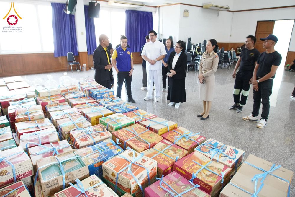 ภาพ No.159392:วัดพระธรรมกาย มูลนิธิธรรมกาย คณะศิษยานุศิษย์ฯ มอบถุงยังชีพ ข้าวสารอาหารแห้ง สมทบศูนย์รับบริจาคช่วยเหลือ ผู้ประสบภัยภาคเหนือ จังหวัดปทุมธานี มอบชุดอาหารปรุงสุกใหม่ ส่งแรงใจแก่เจ้าหน้าที่ผู้ปฏิบัติงาน และจิตอาสา วันที่ 27 กันยายน พ.ศ. 2567