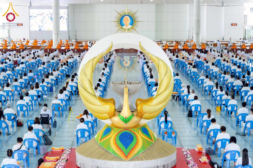 ภาพ No.265907:วันพุธที่ 5 พฤศจิกายน พ.ศ. 2568 (วันพระ ขึ้น 15 ค่ำ เดือน 12) พิธีบุพเปตพลี ครั้งที่ 172 ร่วมอุทิศบุญแด่หมู่ญาติที่ล่วงลับไปแล้ว และสืบทอดอายุพระพุทธศาสนา ณ หอฉันคุณยายอาจารย์ฯ วัดพระธรรมกาย