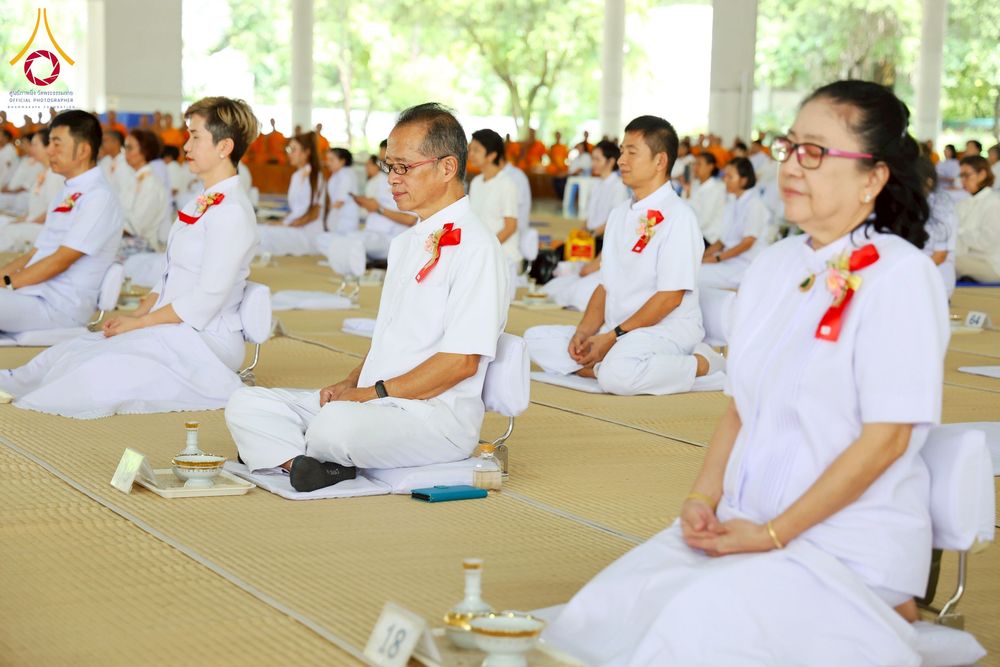 ภาพ No.263044:วันที่ 21 ตุลาคม พ.ศ. 2568 (วันพระ แรม 14 ค่ำ เดือน 11) พิธีบุพเปตพลี ครั้งที่ 171 ร่วมอุทิศบุญแด่หมู่ญาติที่ล่วงลับไปแล้ว และสืบทอดอายุพระพุทธศาสนา ณ หอฉันคุณยายอาจารย์ฯ วัดพระธรรมกาย