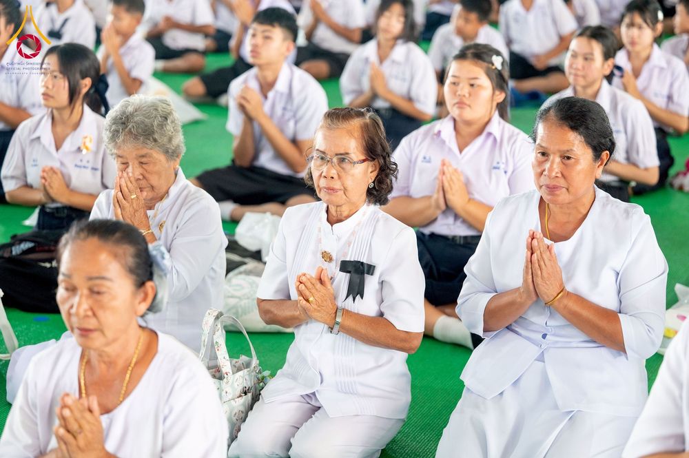 ภาพ No.265995:วันพุธที่ 5 พฤศจิกายน พ.ศ. 2568 (วันพระ ขึ้น 15 ค่ำ เดือน 12) พิธีทอดกฐิน ณ พุทธอุทยานนานาชาติ  อ.โพนพิสิย จ.หนองคาย