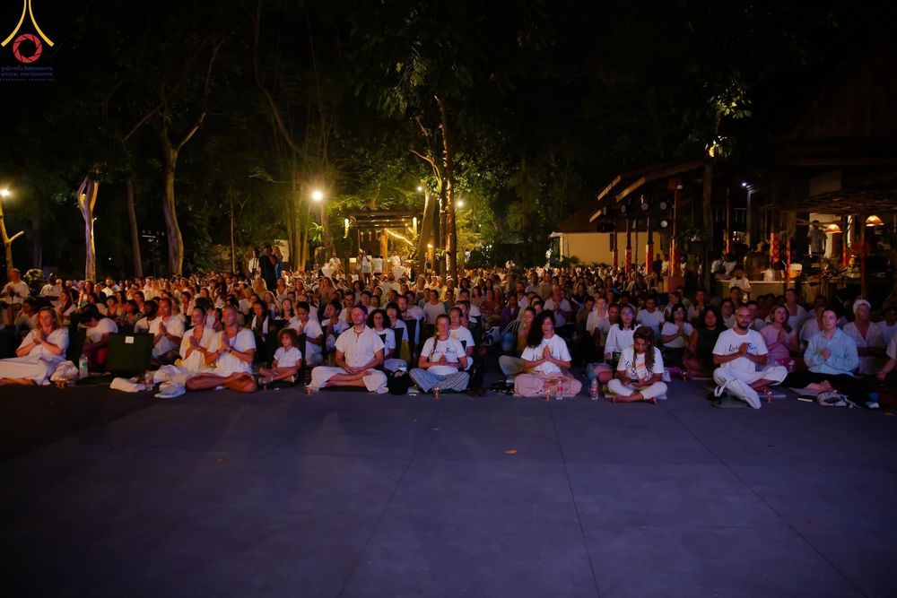 ภาพ No.156498:วัดพุทธบาหลีและวัดพระธรรมกาย จัดปฏิบัติธรรมนานาชาติ 1,151 คนจาก 78 ประเทศ ใน "วันสันติภาพสากล" ณ บาหลี อินโดนีเซีย วันเสาร์ที่ 21 กันยายน พ.ศ. 2567 เวลา 16.00-21.00 น. ณ พิพิธภัณฑ์ ARMA เมืองอูบุด จังหวัดบาหลี ประเทศอินโดนีเซีย