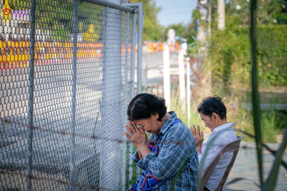 ภาพ No.287798:วันที่ 3 มกราคม พ.ศ. 2569 พิธีต้อนรับพระธรรมยาตรา ครั้งที่ 2 (ภาพชุดที่ 2) ในโครงการธรรมยาตรา กตัญญูบูชา มหาปูชนียาจารย์ พระมงคลเทพมุนี(สด จนฺทสโร) พระผู้ปราบมาร อนุสรณ์สถาน 7 แห่ง ปีที่ 14 ณ อนุสรณ์สถานมหาวิหารพระมงคลเทพมุนี (โลตัสแลนด์) อ.สองพี่น้อง จ.