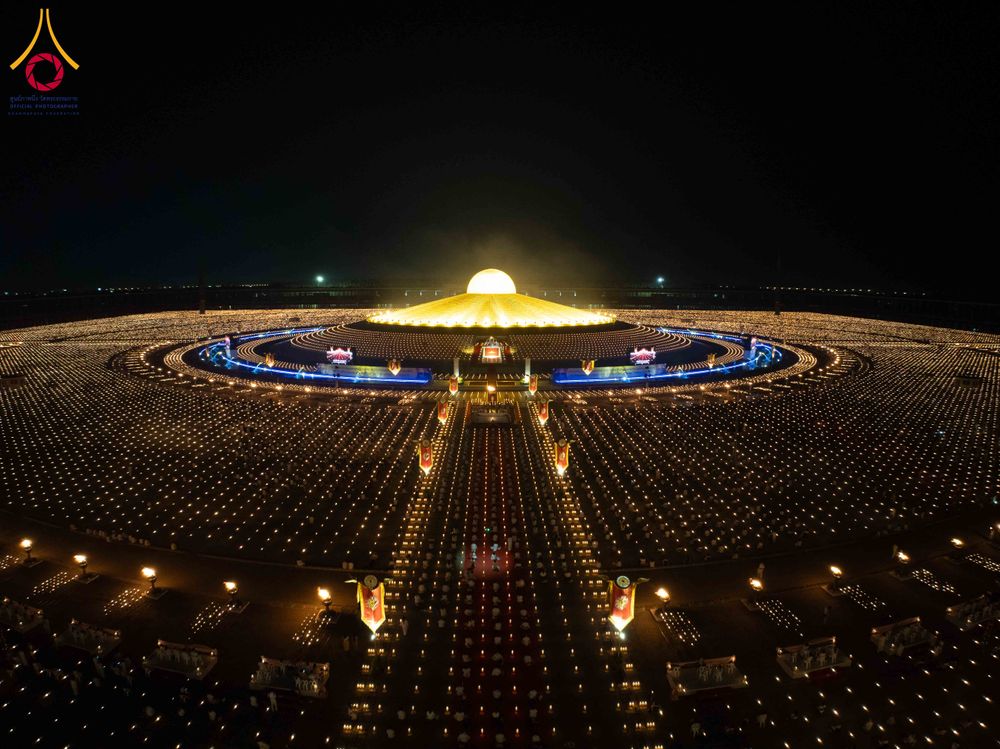 ภาพ No.312430:วันอังคารที่ 3 มีนาคม พ.ศ.2569 พิธีเวียนประทักษิณและจุดมาฆประทีป (ภาพชุดที่ 2) ณ ลานธรรมพระมหาธรรมกายเจดีย์ วัดพระธรรมกาย